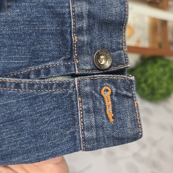 L.L. Bean BeanFlex Jean Jacket - Picture 6 of 10